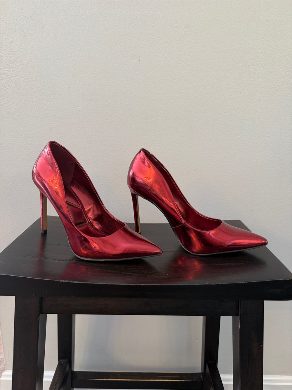 Aldo Stessy Metallic Red Pointed-Toe Stiletto Heels - size 8.5